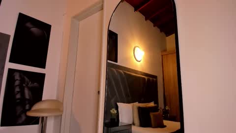 Brenda online show from November 12, 2025, 9:25 pm