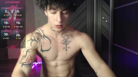 brendan__piks online show from November 14, 2025, 7:40 am