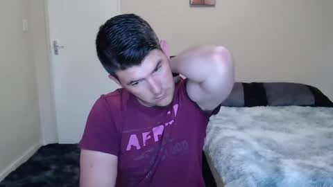 Snapshot of brendansexyboy098754 chatting on December 8, 2024, 3:43 am ask me lol online show from December 8, 2024, 3:43 am