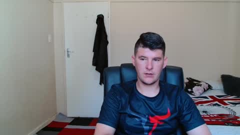 Snapshot of brendansexyboy098754 chatting on October 25, 2025, 8:11 am ask me lol online show from October 25, 2025, 8:11 am