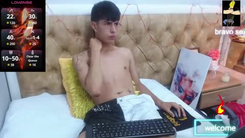 Esteban online show from March 10, 2025, 3:45 am