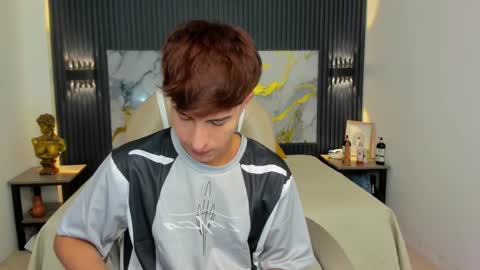 Esteban online show from November 29, 2025, 3:09 am