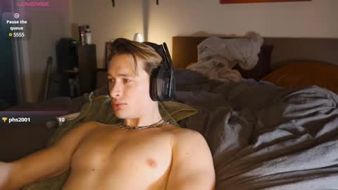 brentonverde online show from January 3, 2025, 10:19 pm