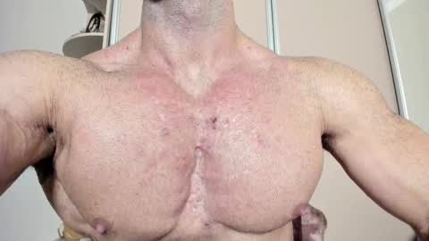 bretman_narcissus online show from December 5, 2025, 2:42 am