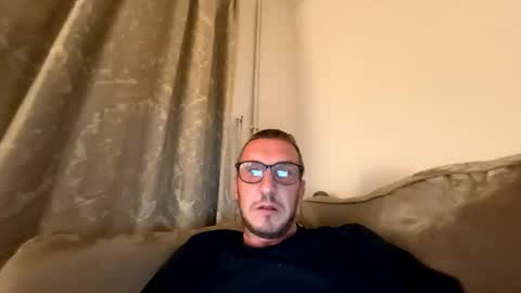Snapshot of brettbigdee chatting on May 16, 2026, 1:24 am brettbigdee online show from May 16, 2026, 1:24 am