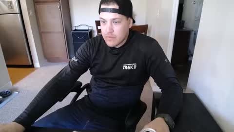 Snapshot of brettbwc89 chatting on March 9, 2025, 6:43 pm brettbwc89 online show from March 9, 2025, 6:43 pm