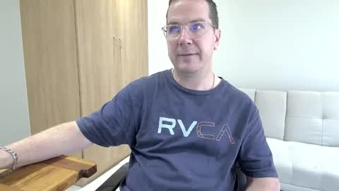 Brett online show from November 29, 2025, 9:12 am