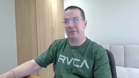 Brett online show from December 21, 2025, 12:12 pm