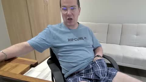 Snapshot of brettdj chatting on January 9, 2026, 3:04 pm Brett online show from January 9, 2026, 3:04 pm