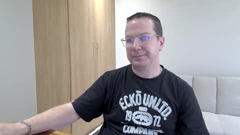 Snapshot of brettdj chatting on January 13, 2026, 11:26 am Brett online show from January 13, 2026, 11:26 am