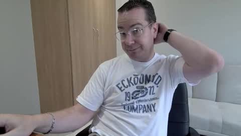 Snapshot of brettdj chatting on January 15, 2026, 1:05 pm Brett online show from January 15, 2026, 1:05 pm