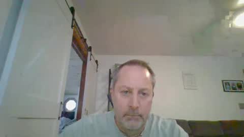 Snapshot of brettsky chatting on November 28, 2025, 7:16 pm hey online show from November 28, 2025, 7:16 pm