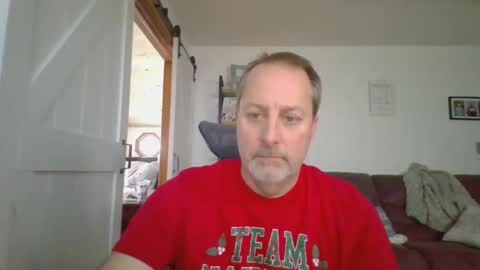 Snapshot of brettsky chatting on December 14, 2025, 5:07 pm hey online show from December 14, 2025, 5:07 pm