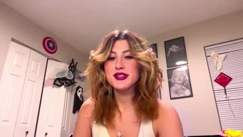 Snapshot of briadominick chatting on December 5, 2024, 5:15 am Brianna3 online show from December 5, 2024, 5:15 am