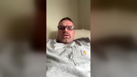 brian38431 online show from December 19, 2025, 6:04 pm