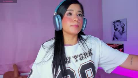 Snapshot of briana11_ chatting on February 16, 2026, 1:02 am briana11_ online show from February 16, 2026, 1:02 am