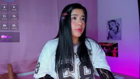 Snapshot of briana11_ chatting on March 9, 2026, 1:42 am briana11_ online show from March 9, 2026, 1:42 am