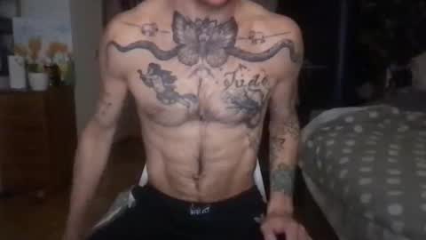 Snapshot of brianmuscle chatting on December 17, 2025, 9:15 am Brian online show from December 17, 2025, 9:15 am