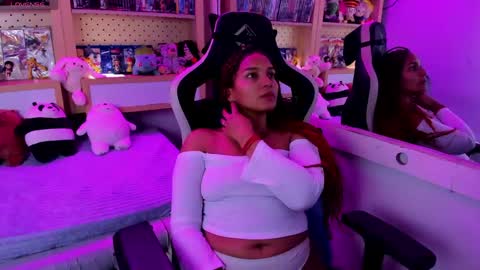 Snapshot of brianna_pratt chatting on May 20, 2026, 12:33 pm Bri online show from May 20, 2026, 12:33 pm