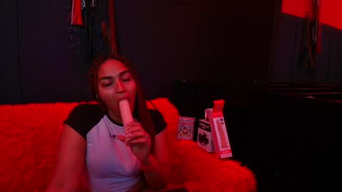 Snapshot of brianna_pratt chatting on May 25, 2026, 1:50 pm Bri online show from May 25, 2026, 1:50 pm