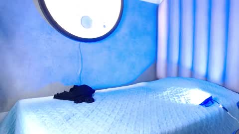 Briana online show from November 28, 2025, 4:48 am