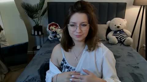briarwynn online show from November 25, 2025, 10:21 pm