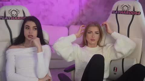 Diamonds Girls online show from February 17, 2026, 8:33 am