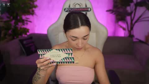 Diamonds Girls online show from March 28, 2026, 8:36 am