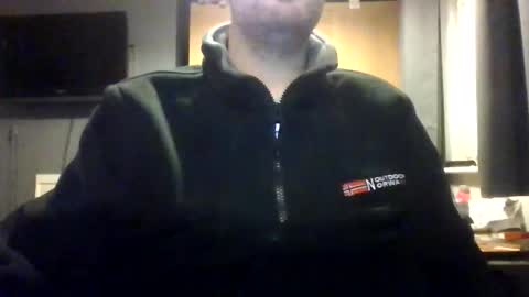 Snapshot of brighxn52 chatting on December 2, 2025, 4:35 pm DevonLad online show from December 2, 2025, 4:35 pm