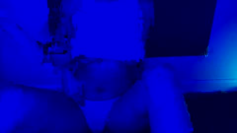 Snapshot of brilovely2222 chatting on April 18, 2026, 5:11 am brilovely2222 online show from April 18, 2026, 5:11 am