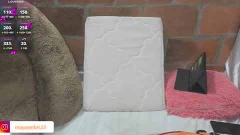 Snapshot of brilovers chatting on February 27, 2025, 3:58 am Briana69 online show from February 27, 2025, 3:58 am