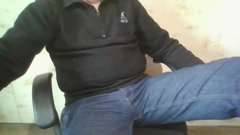 Mati sumiso online show from November 4, 2025, 6:40 pm