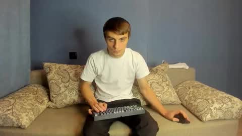 bristlebback online show from December 4, 2025, 5:32 pm