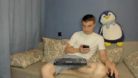 Snapshot of bristlebback chatting on June 19, 2026, 2:54 pm bristlebback online show from June 19, 2026, 2:54 pm