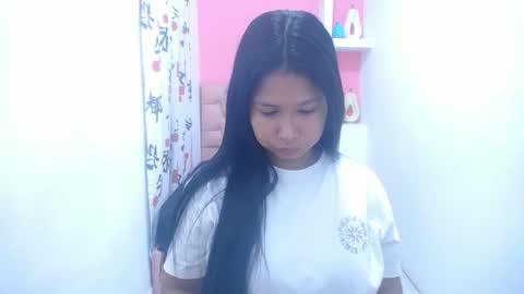 Snapshot of britanyx1 chatting on January 12, 2025, 1:48 pm britanyx1 online show from January 12, 2025, 1:48 pm