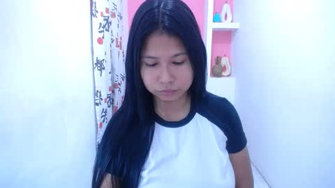 Snapshot of britanyx1 chatting on January 16, 2025, 1:14 pm britanyx1 online show from January 16, 2025, 1:14 pm