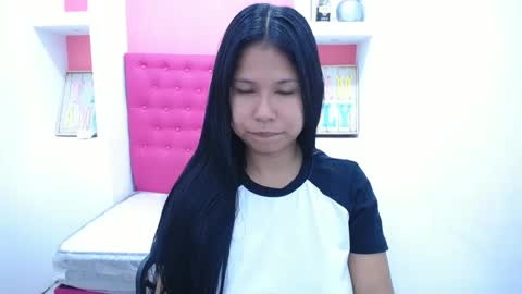 Snapshot of britanyx1 chatting on February 23, 2025, 1:53 pm britanyx1 online show from February 23, 2025, 1:53 pm