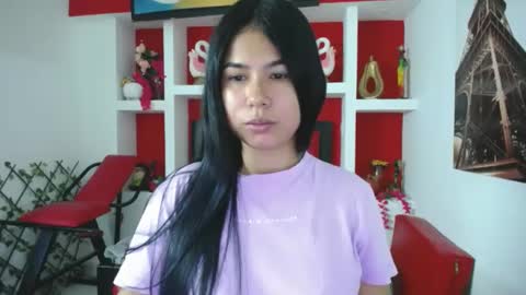 Snapshot of britanyx1 chatting on September 27, 2025, 12:21 pm britanyx1 online show from September 27, 2025, 12:21 pm