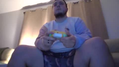 Snapshot of britcxck98 chatting on March 10, 2026, 12:04 am Chubby British Cock online show from March 10, 2026, 12:04 am