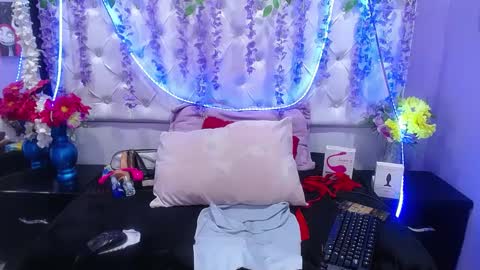 Snapshot of brithany_adms chatting on December 14, 2024, 6:35 am Brithany online show from December 14, 2024, 6:35 am