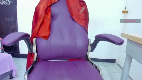 Snapshot of brithanyslim chatting on January 23, 2025, 10:22 pm brithanyslim online show from January 23, 2025, 10:22 pm