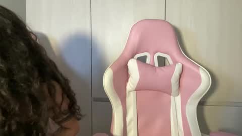 Snapshot of brithneysquirt chatting on February 27, 2025, 12:43 am brithneysquirt online show from February 27, 2025, 12:43 am