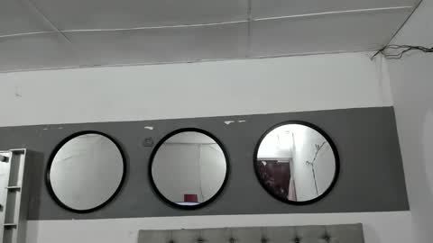 Snapshot of britney_tovar chatting on December 19, 2025, 4:19 am Jessica online show from December 19, 2025, 4:19 am