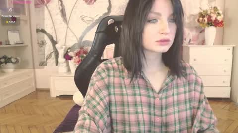 britneybarker online show from March 13, 2026, 4:08 am