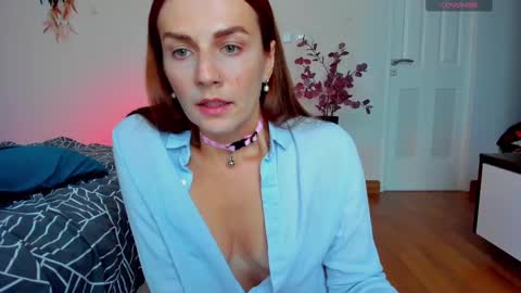 Snapshot of britneyhall chatting on February 20, 2025, 8:06 am britneyhall online show from February 20, 2025, 8:06 am