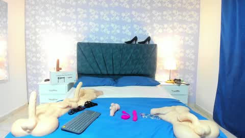 BritneySweet  online show from December 4, 2024, 8:40 pm