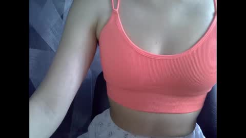 Snapshot of britneyxkittens chatting on November 23, 2025, 5:18 am BritneyxKittens online show from November 23, 2025, 5:18 am