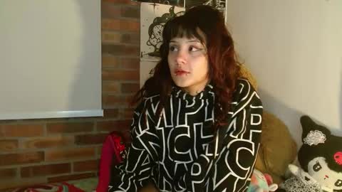 Snapshot of brittany_bubbles chatting on February 5, 2026, 4:39 am maru miaw Please help me to reach 100 thumbs up online show from February 5, 2026, 4:39 am