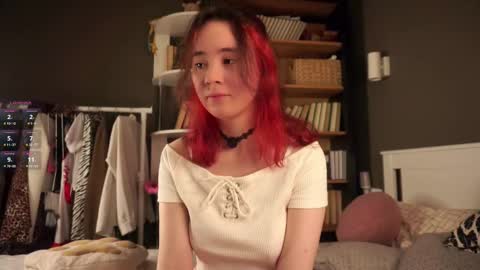 Lina online show from November 6, 2025, 11:22 am