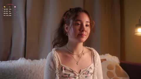 Snapshot of britthe chatting on April 15, 2026, 1:18 pm Lina online show from April 15, 2026, 1:18 pm